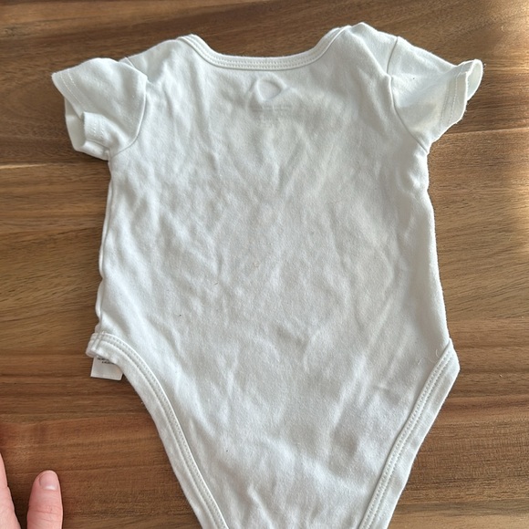 Freshly brewed onesie -3-6M - Picture 2 of 2
